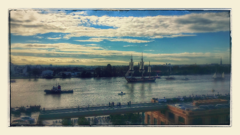 Départ de l'Hermione du port de Bordeaux